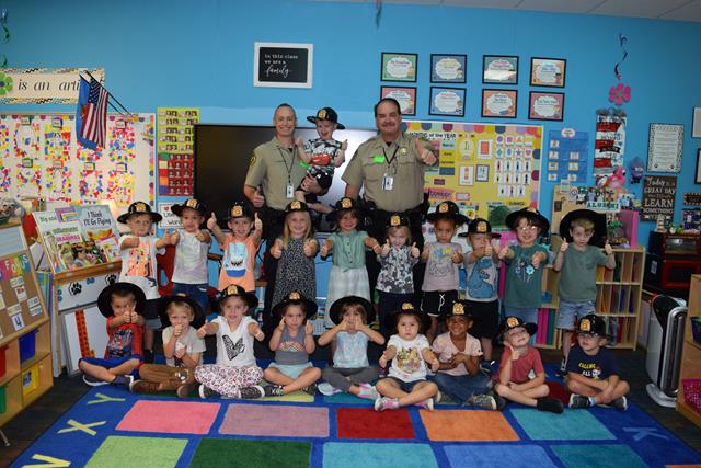 Sheriff Elliott visits Wagoner Elementary School to talk about Halloween Safety
